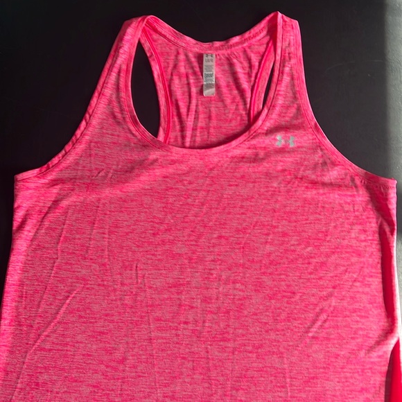Under Armour t shirt - Picture 1 of 3